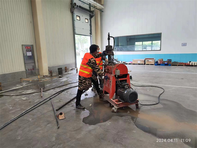 榕城厂房地面下沉塌陷注浆加固施工